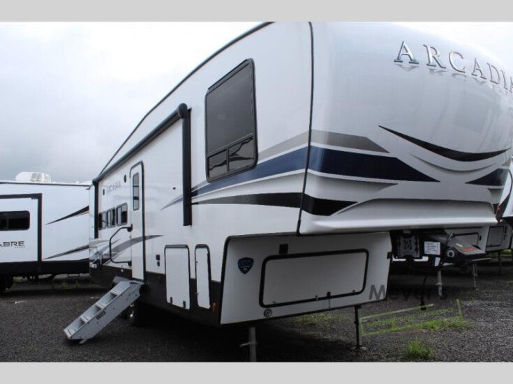 Thumbnail Photo undefined for New 2022 Keystone Arcadia 3370BH